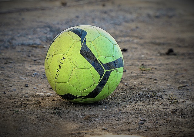 孔帕尼：替补球员的上场以及我们的身体对抗能力帮助我们取胜